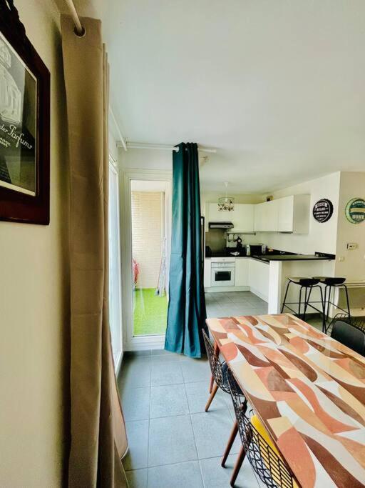 Appartement 4 Pers A 5 Min De Paris Saint-Ouen  Exteriör bild