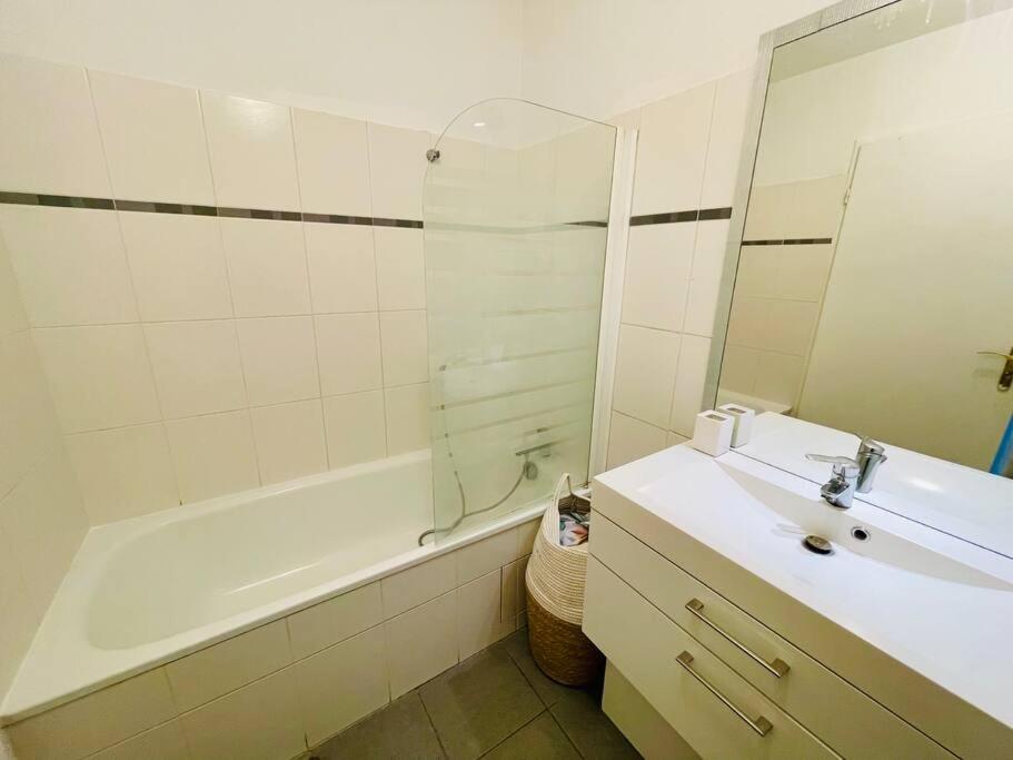 Appartement 4 Pers A 5 Min De Paris Saint-Ouen  Exteriör bild